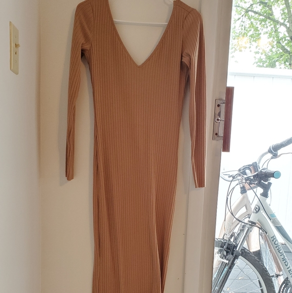 Bodycon maxi dress - Picture 2 of 3